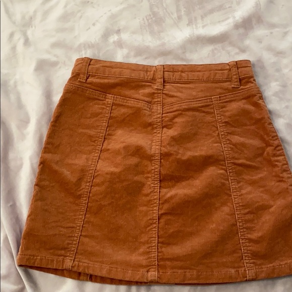 Skirt - Picture 3 of 3